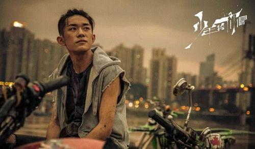 圈内爆料鹿晗易烊千玺,揭秘娱乐圈两大流量小生的幕后故事”  第2张